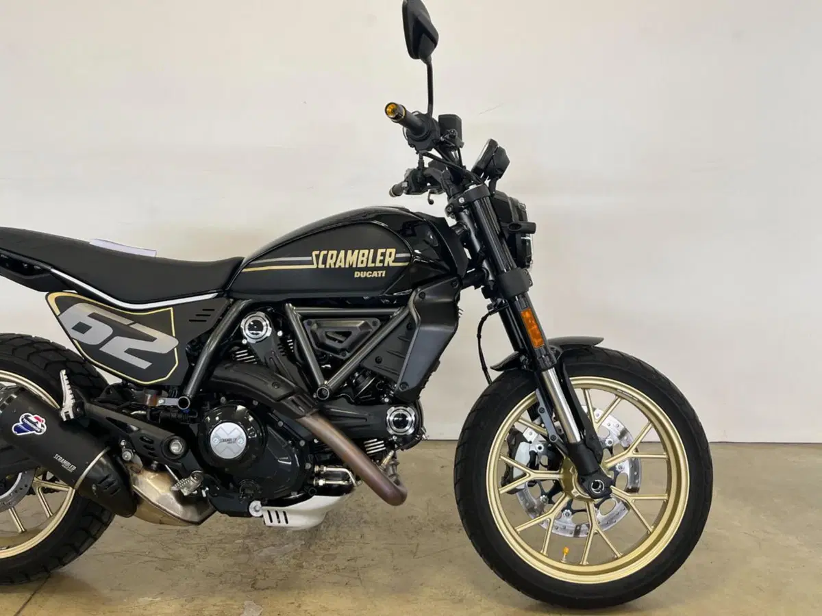Ducati Scrambler 800 Full Throttle (2025 - 26) (5)