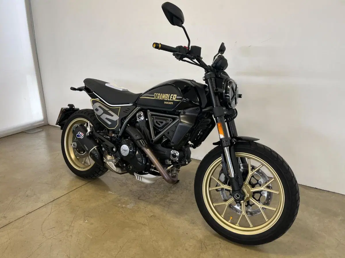Ducati Scrambler 800 Full Throttle (2025 - 26) (2)