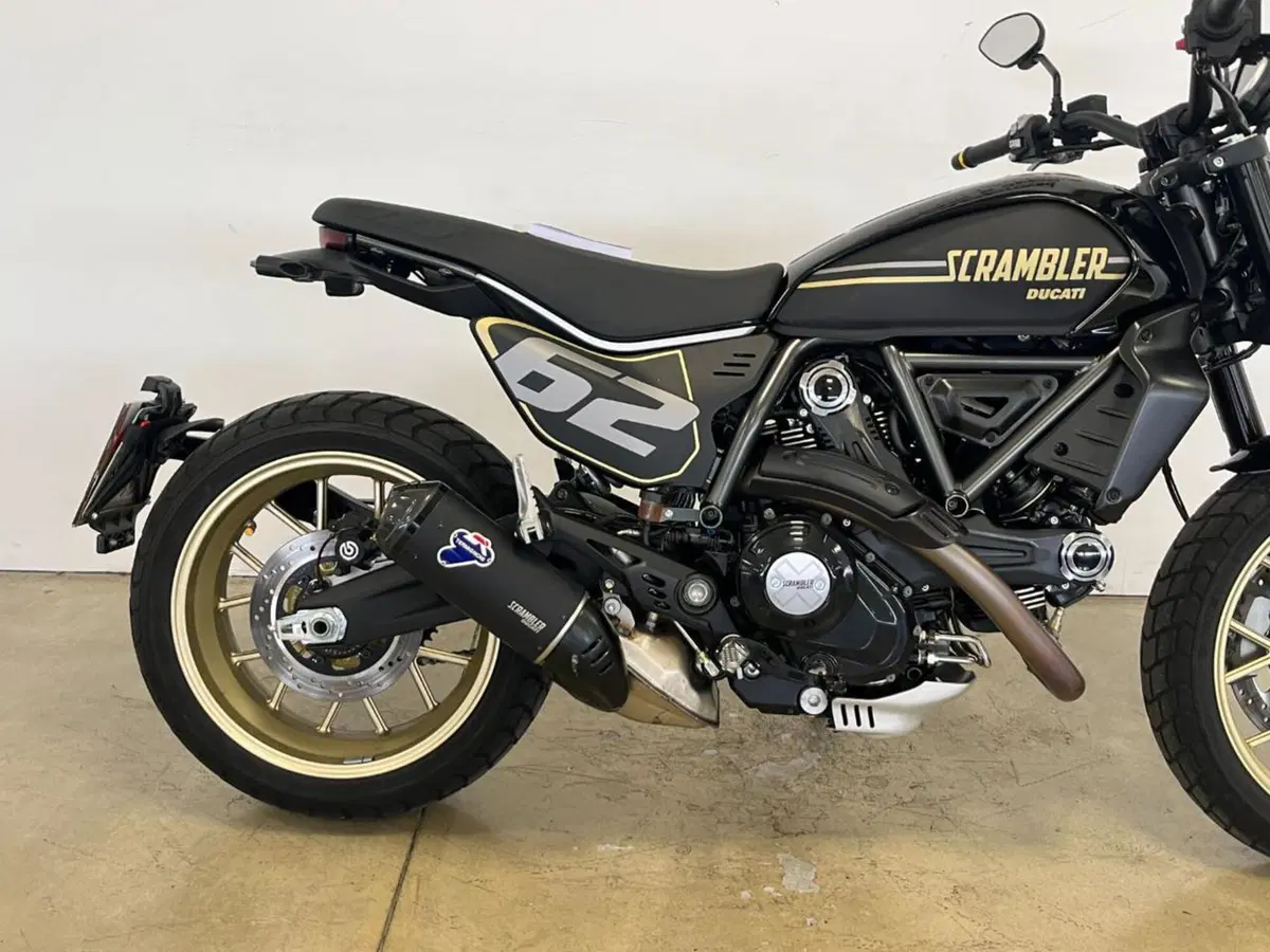 Ducati Scrambler 800 Full Throttle (2025 - 26) (6)