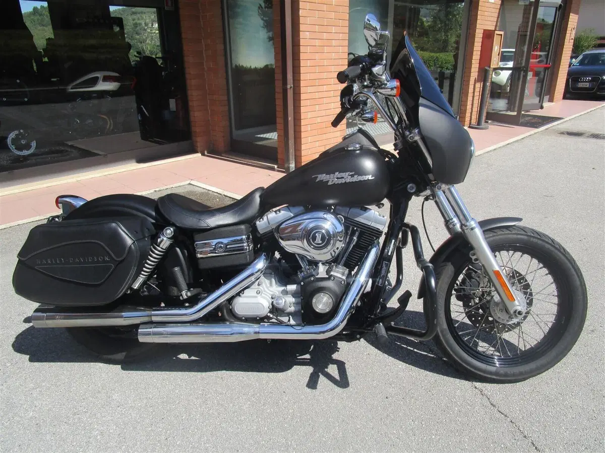 Harley-Davidson 1584 Street Bob (2008 - 15) - FXDB