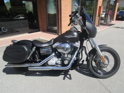 Harley-Davidson 1584 Street Bob (2008 - 15) - FXDB usata