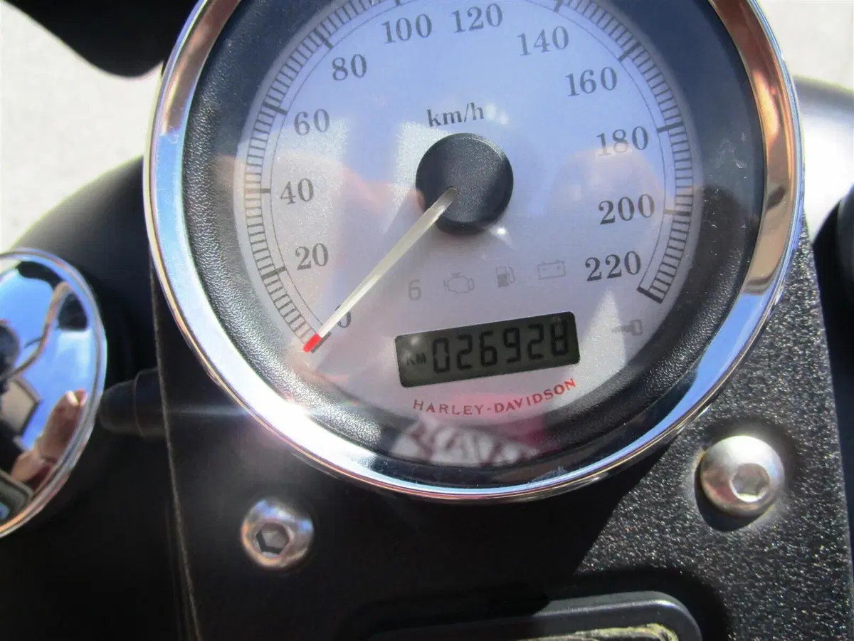 Harley-Davidson 1584 Street Bob (2008 - 15) - FXDB (7)
