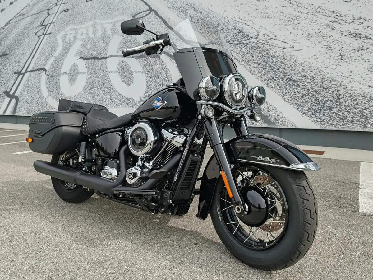 Harley-Davidson Heritage Classic (2025 - 26) (3)