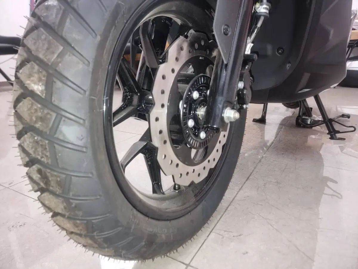 Aprilia SR GT 125 (2025 - 26) (7)