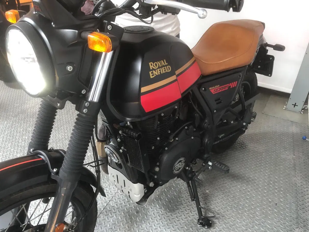 Royal Enfield Scram 411 (2022 - 24) (5)