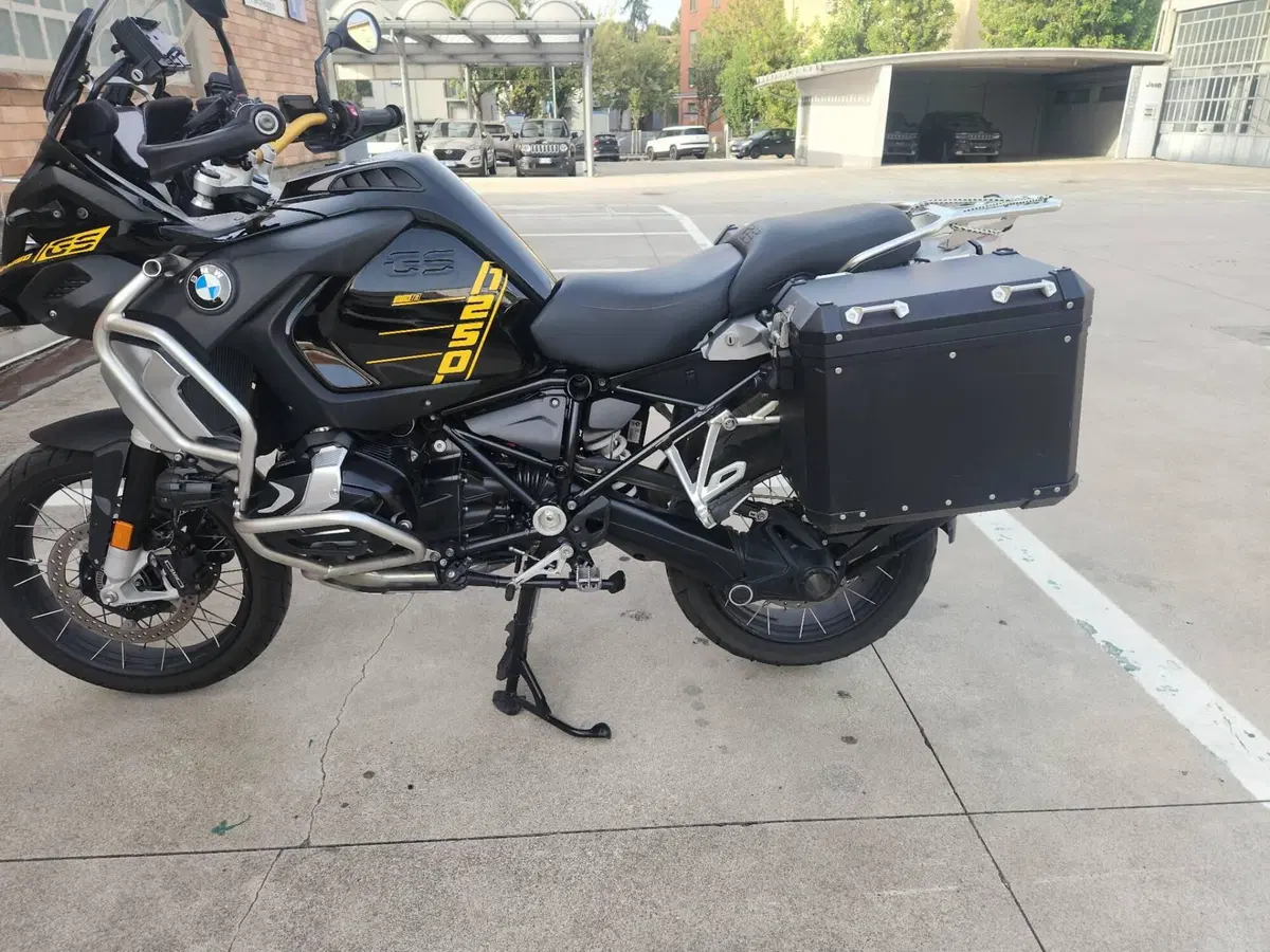 Bmw R 1250 GS Adventure - Edition 40 Years GS (2020 - 21) (2)