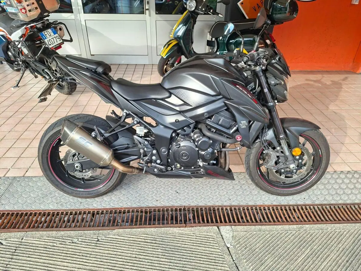 Suzuki GSX S 750 Yugen (2018 - 20) (2)