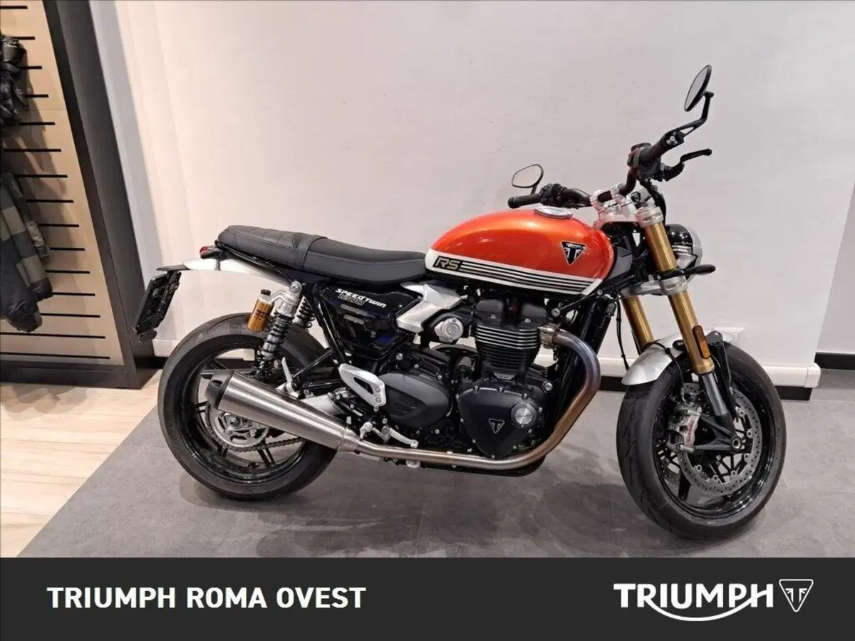 Triumph Speed Twin 1200 RS (2025 - 26) (2)