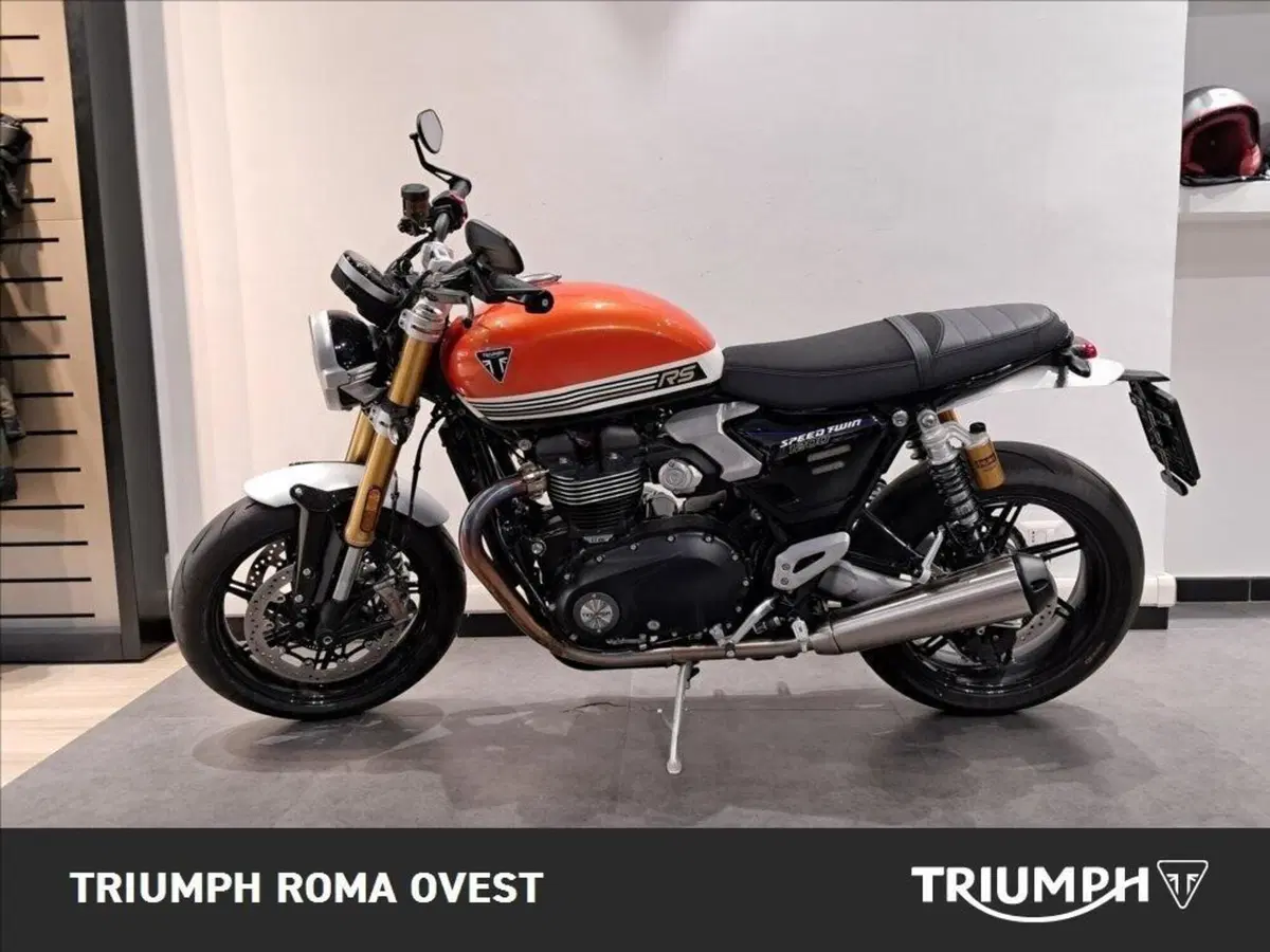 Triumph Speed Twin 1200 RS (2025 - 26) (9)