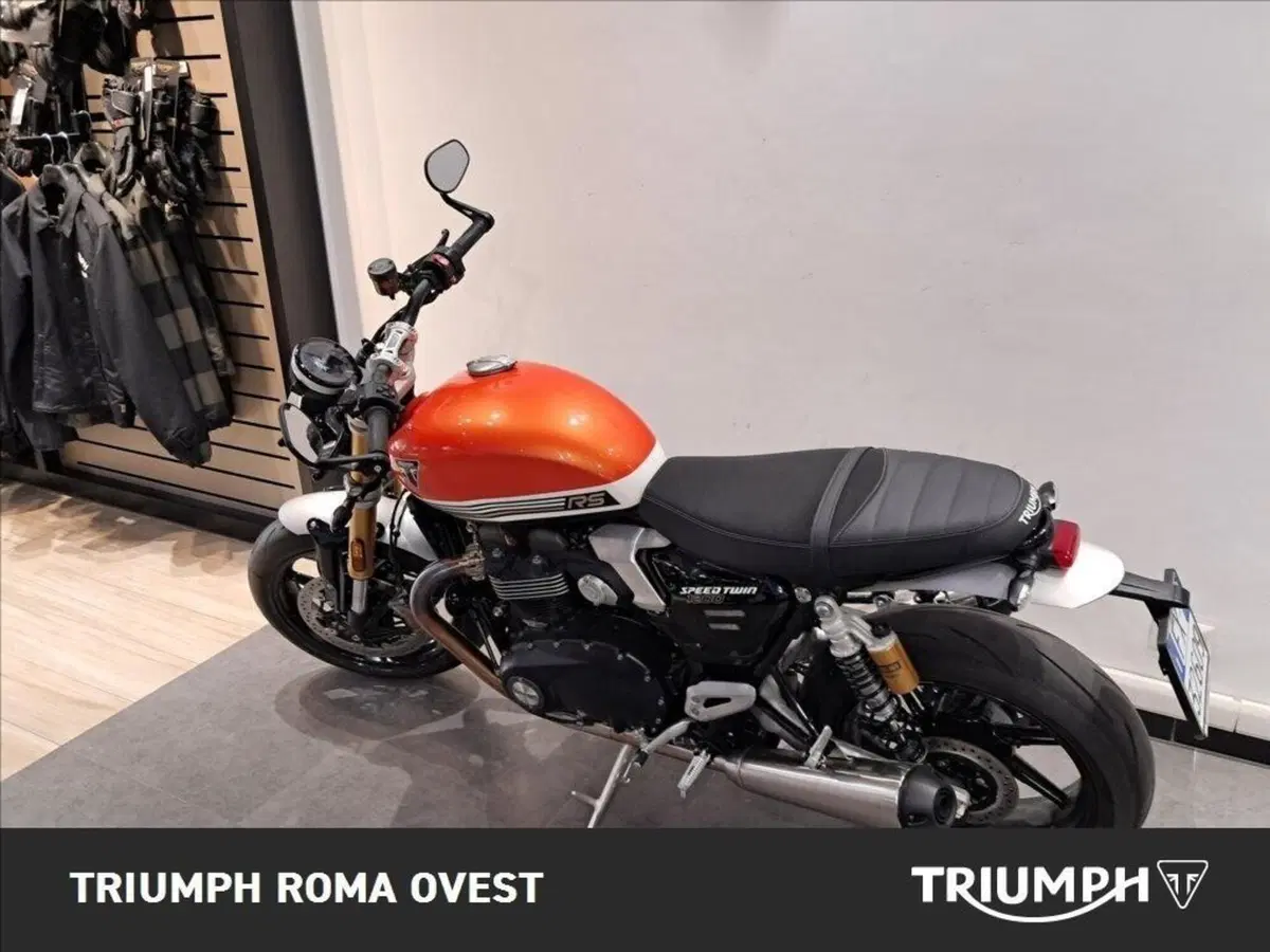 Triumph Speed Twin 1200 RS (2025 - 26) (12)