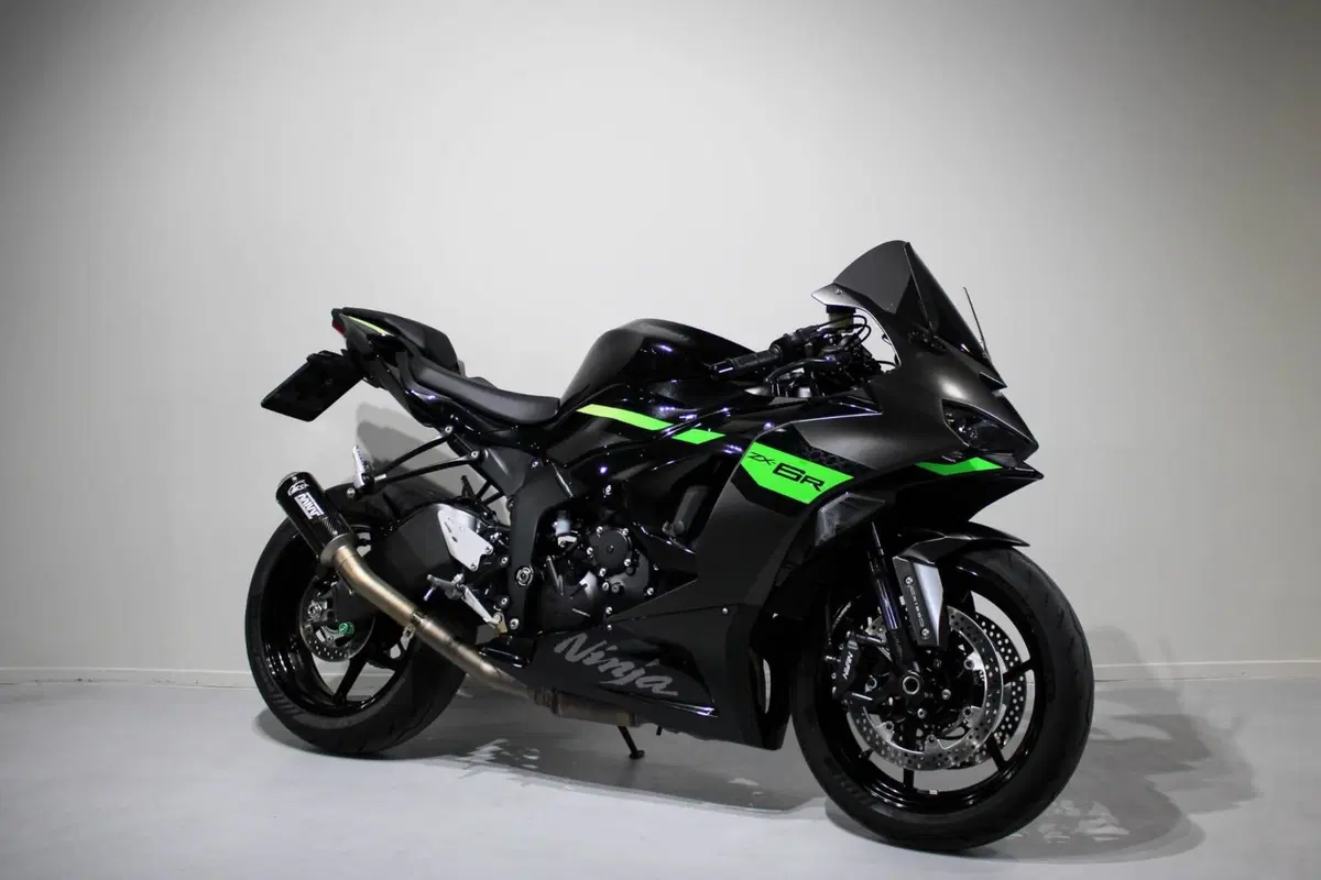 Kawasaki Ninja 636 ZX-6R (2024 - 26) (2)