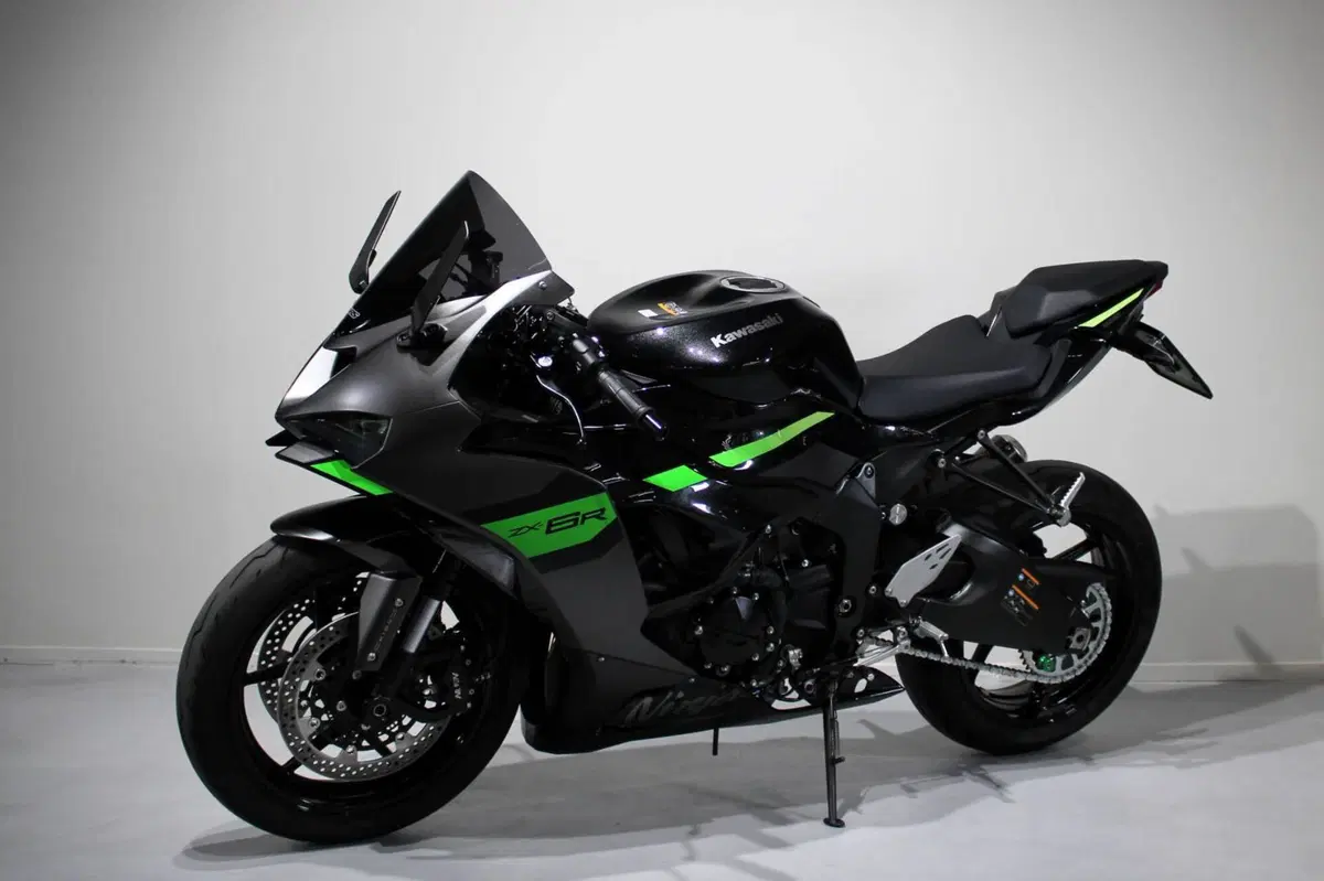 Kawasaki Ninja 636 ZX-6R (2024 - 26) (3)