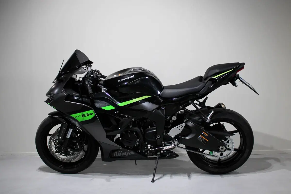 Kawasaki Ninja 636 ZX-6R (2024 - 26) (4)