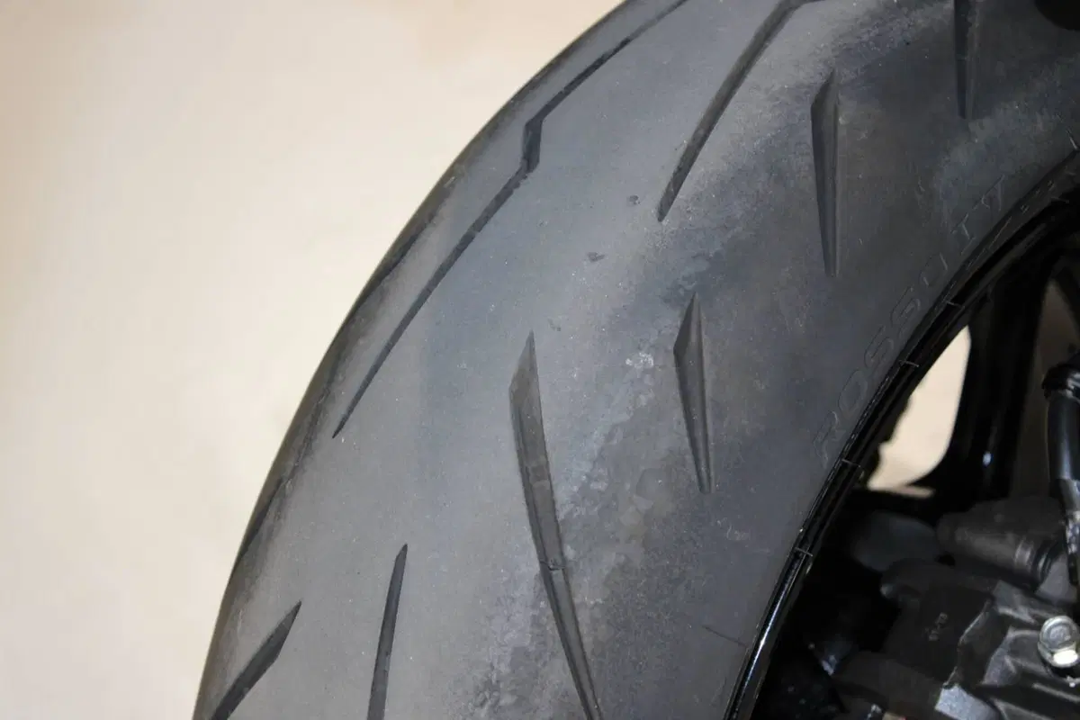 Kawasaki Ninja 636 ZX-6R (2024 - 26) (9)