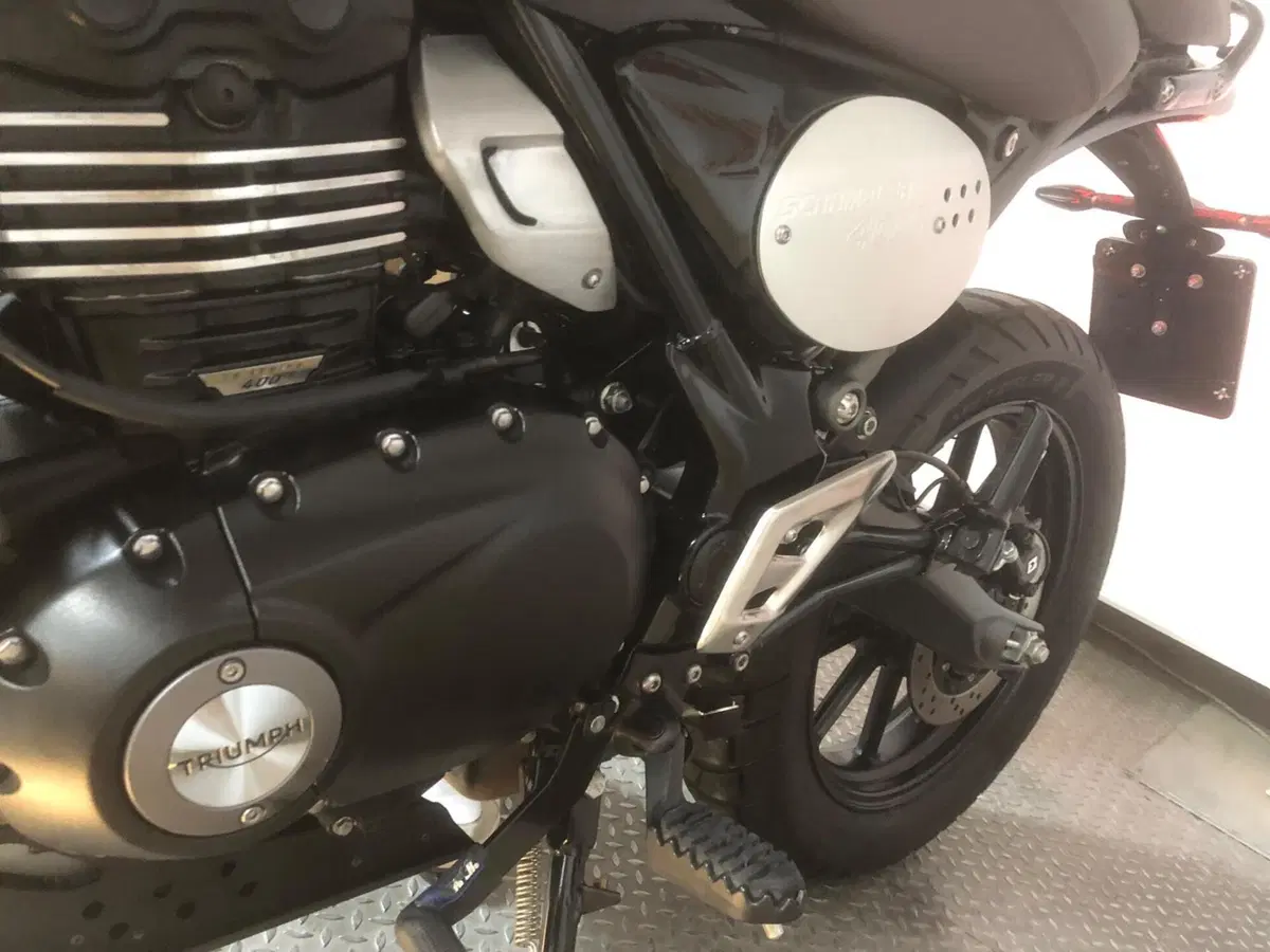 Triumph Scrambler 400 X (2024 - 26) (3)