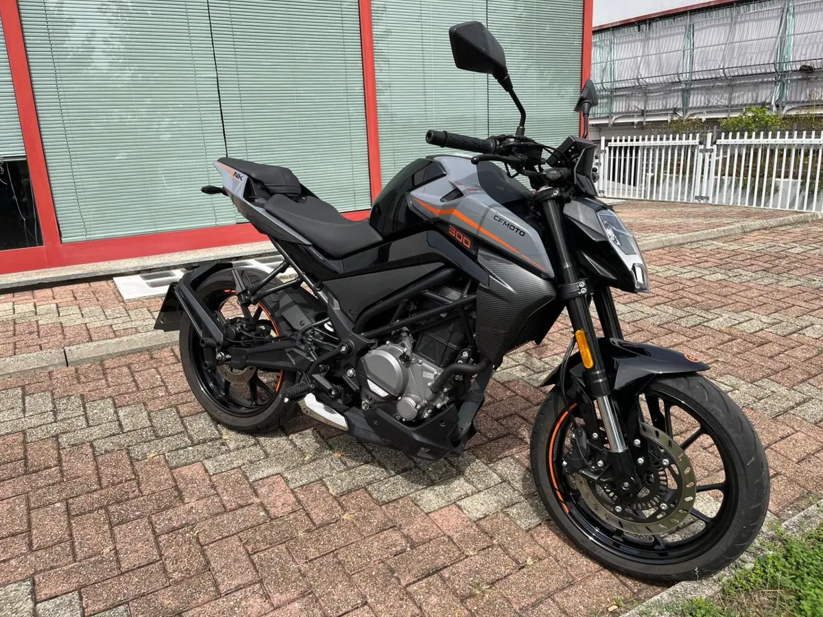 CFMOTO 300NK (2021 - 26) (2)