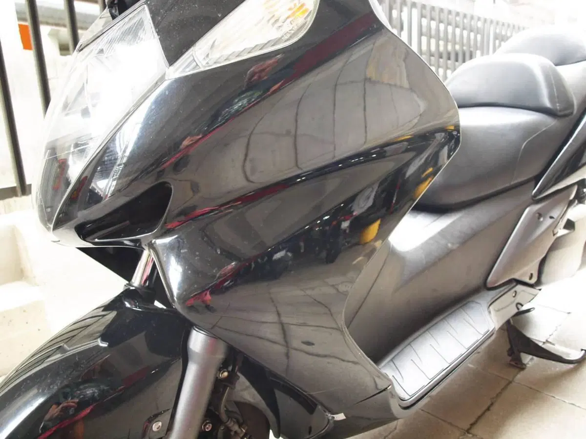 Honda Silver Wing 400 (2006 - 09) (11)