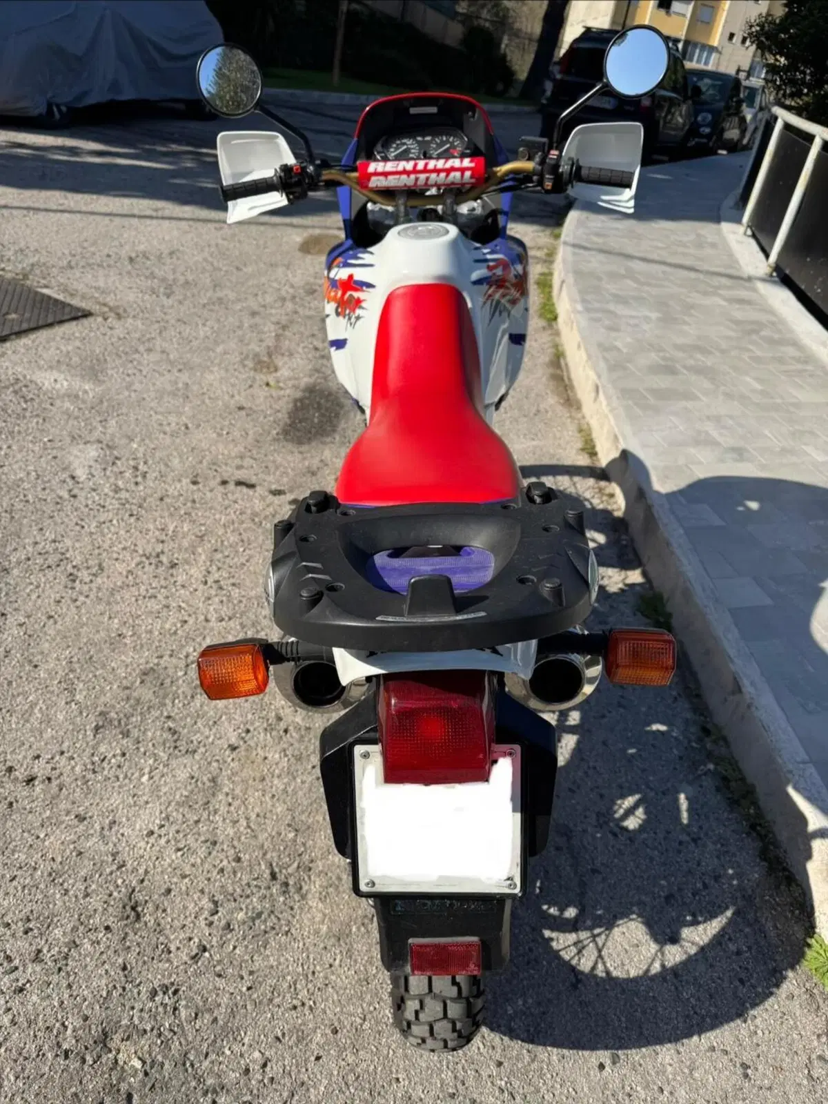 Honda NX 650 Dominator (1991 - 95) (3)