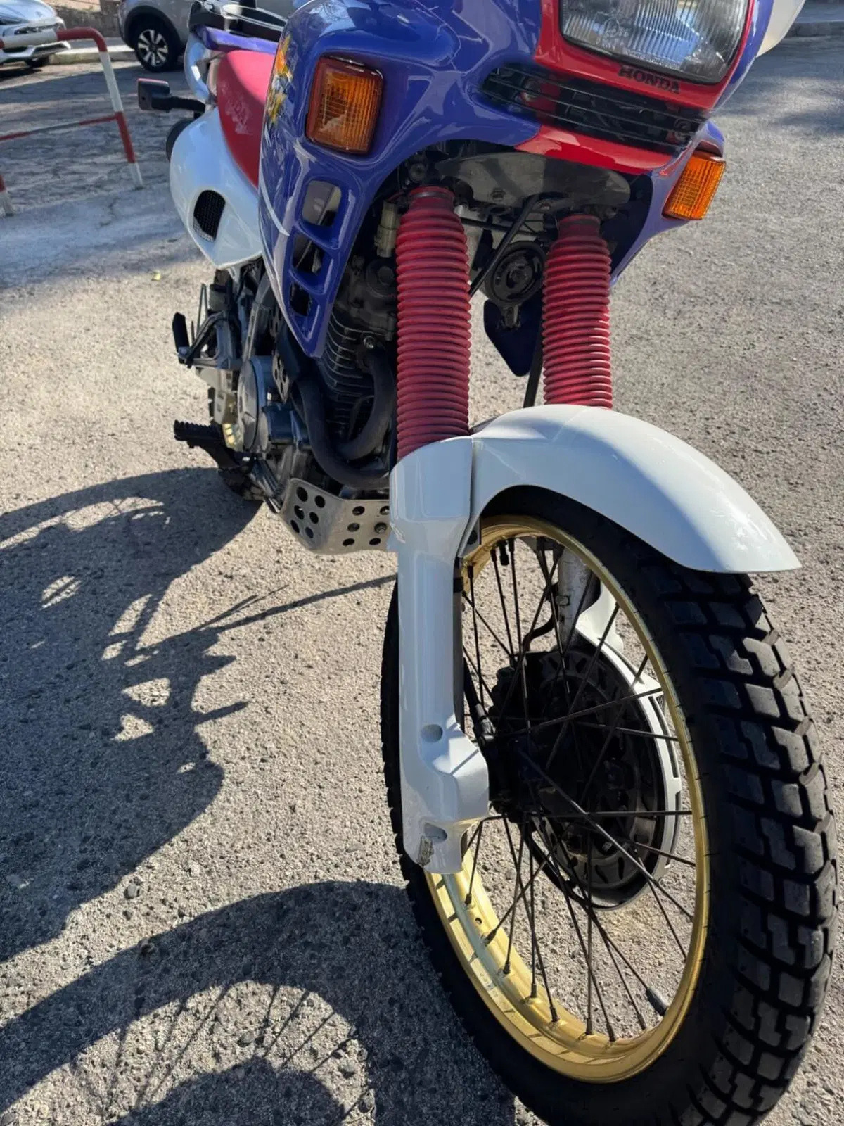 Honda NX 650 Dominator (1991 - 95) (4)