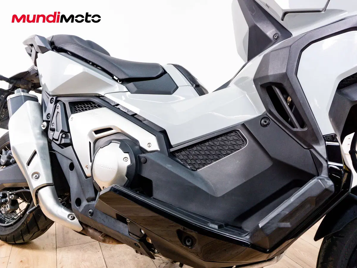 Honda X-ADV 750 Gravel (2025 - 26) (5)