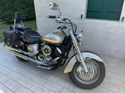Yamaha XVS 1100 Drag Star (1999 - 06) usata