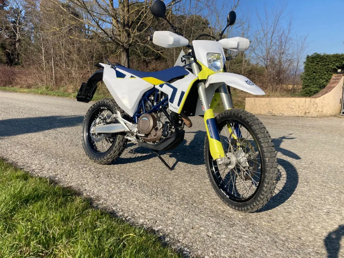 Husqvarna 701 Enduro (2021) (4)