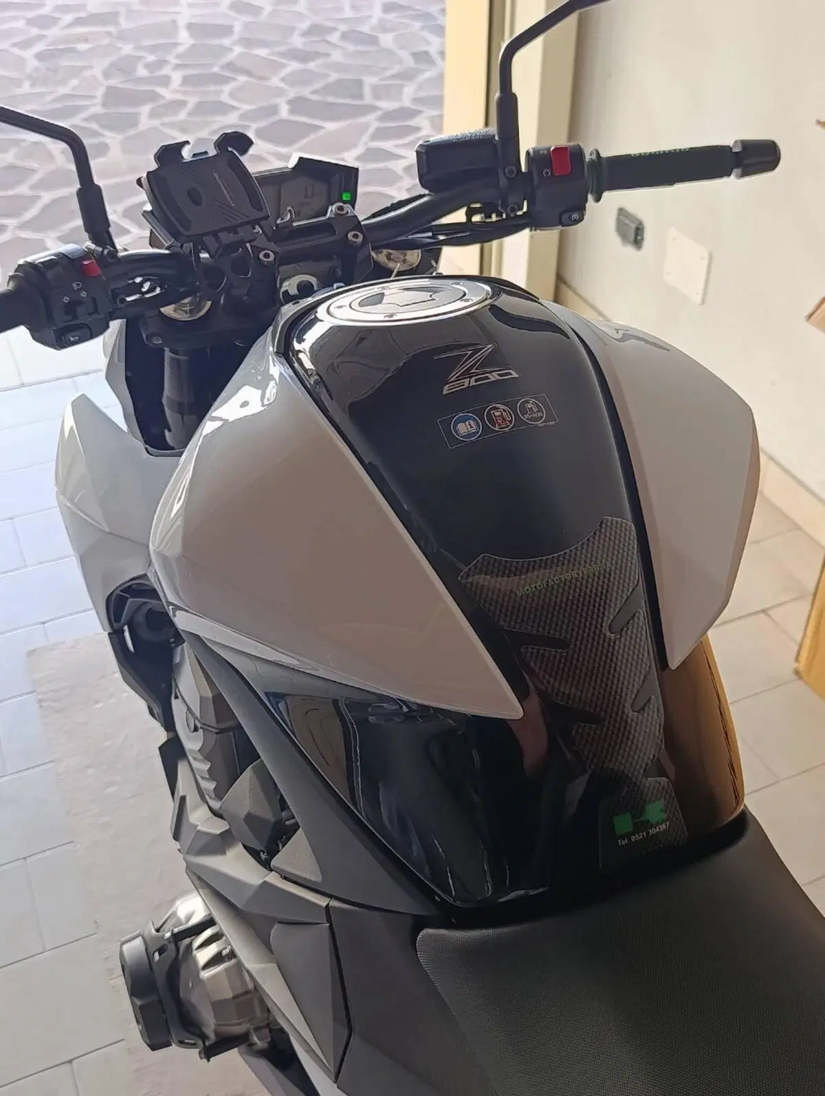 Kawasaki Z 800 e ABS (2012 - 16) (6)