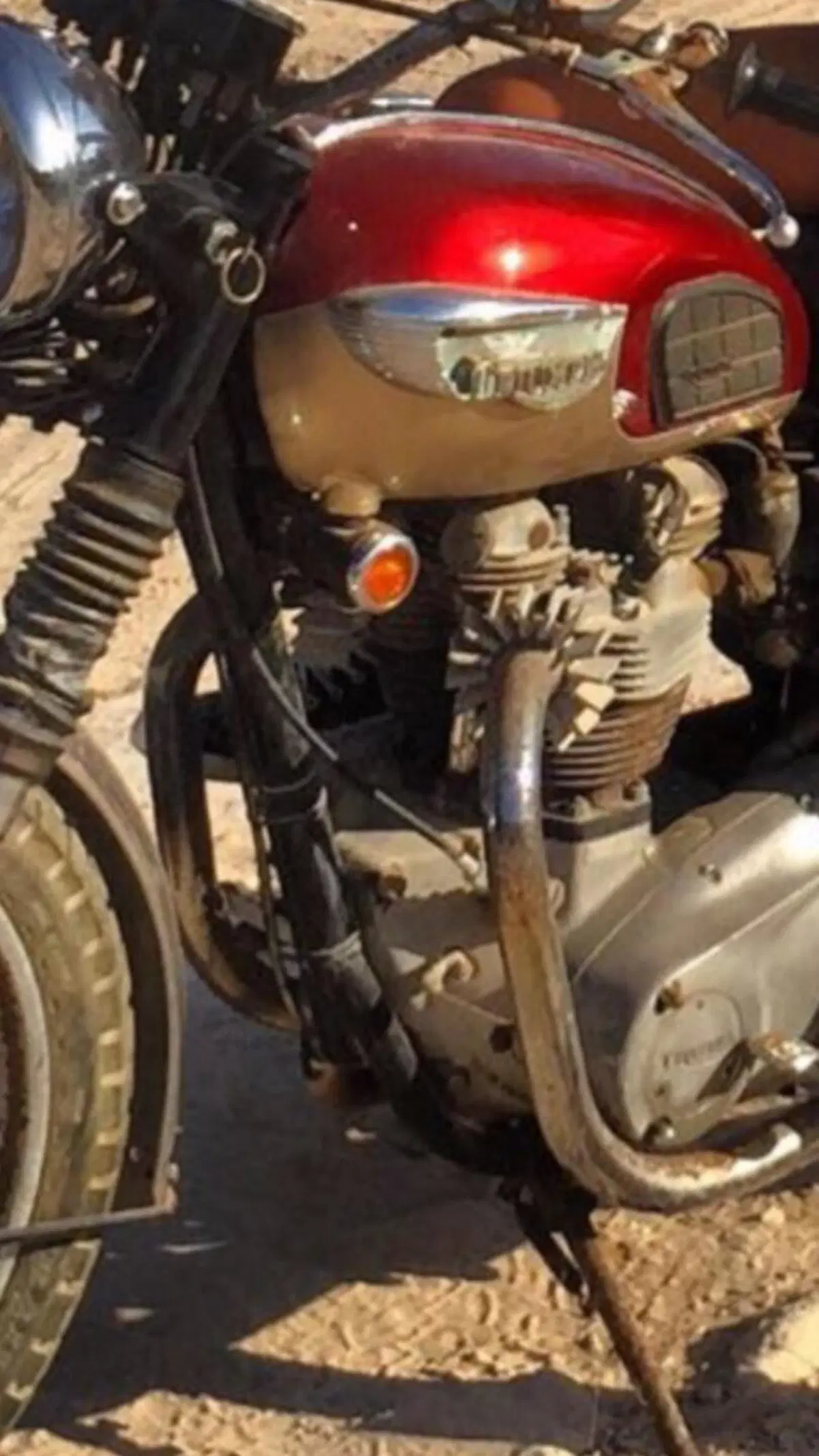 Triumph T120 Bonneville  (13)
