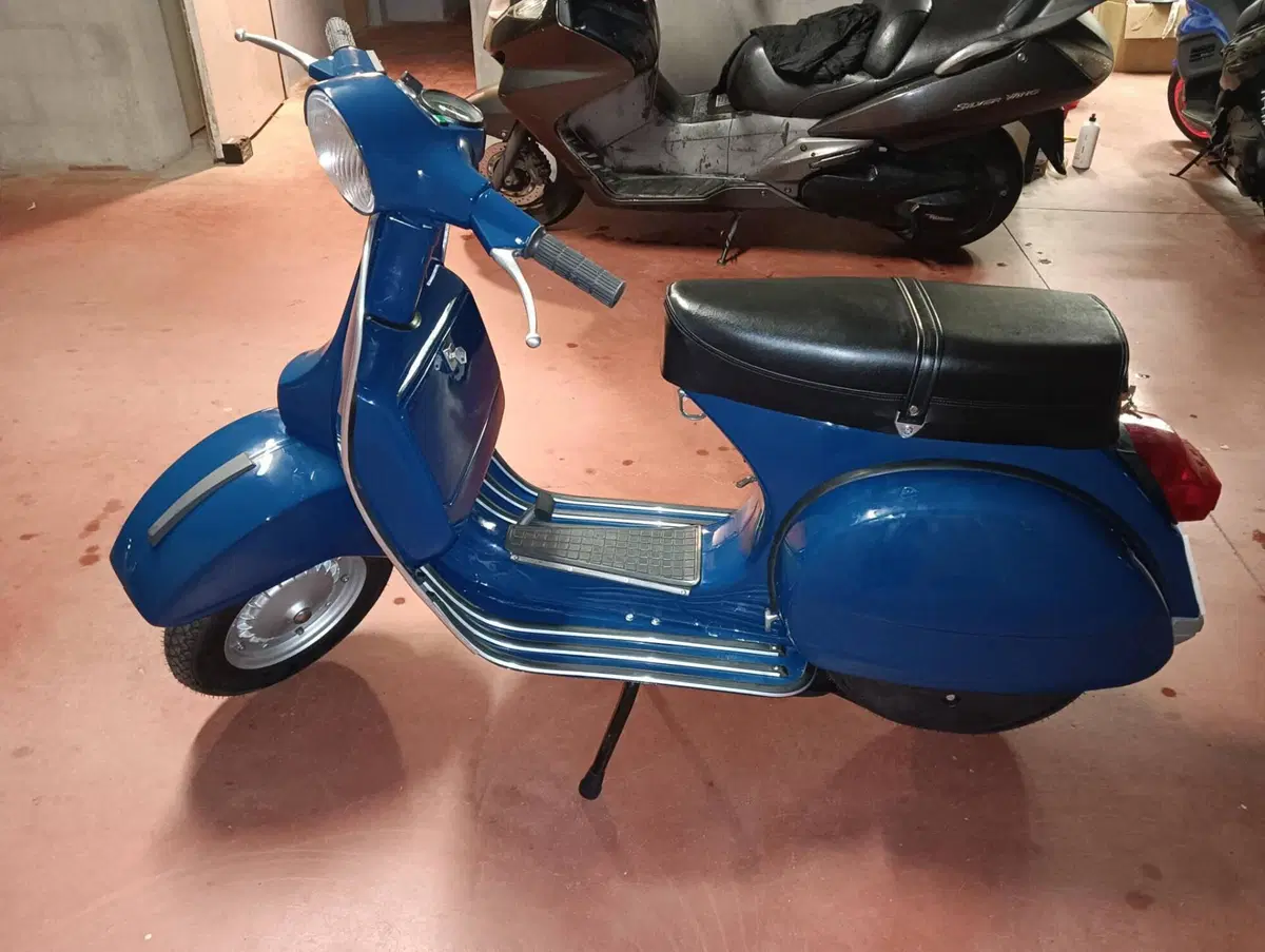Piaggio P150x (9)