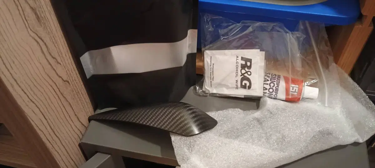 Protezioni R&G Racing in Carbonio – per rs660 nuov (2)
