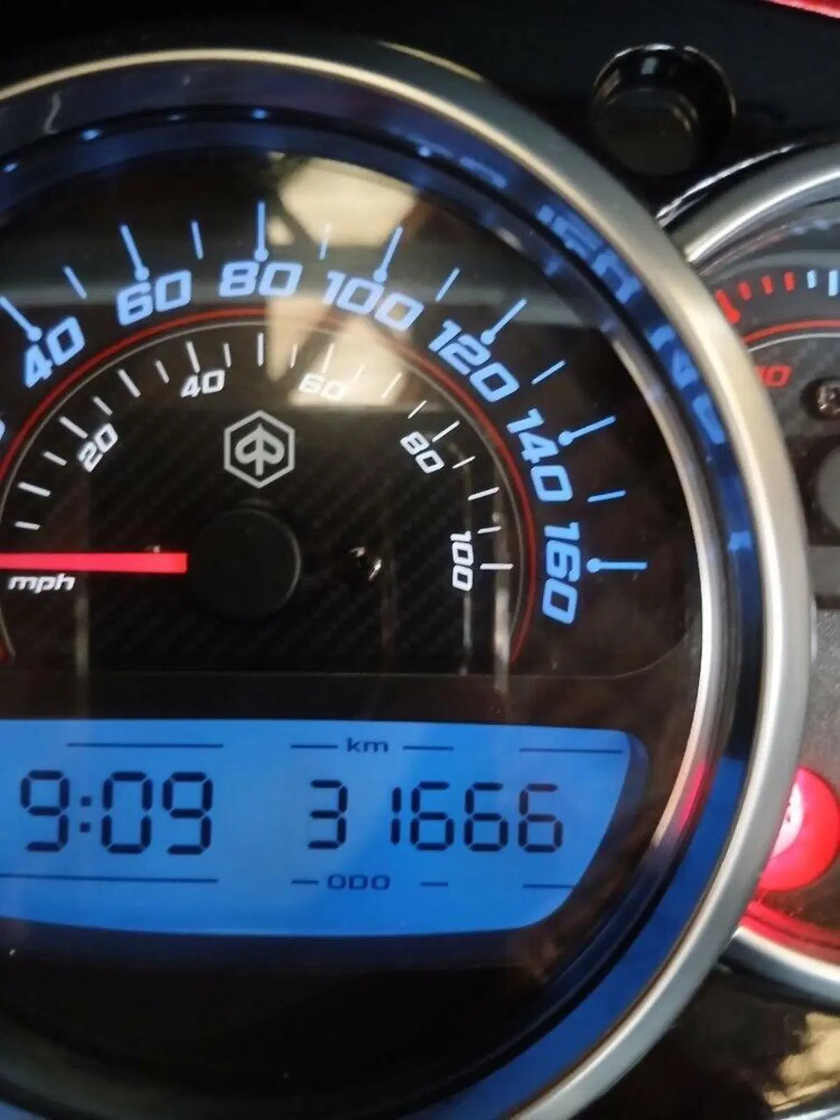 Piaggio Beverly 350 SportTouring ie (2011 - 15) (6)