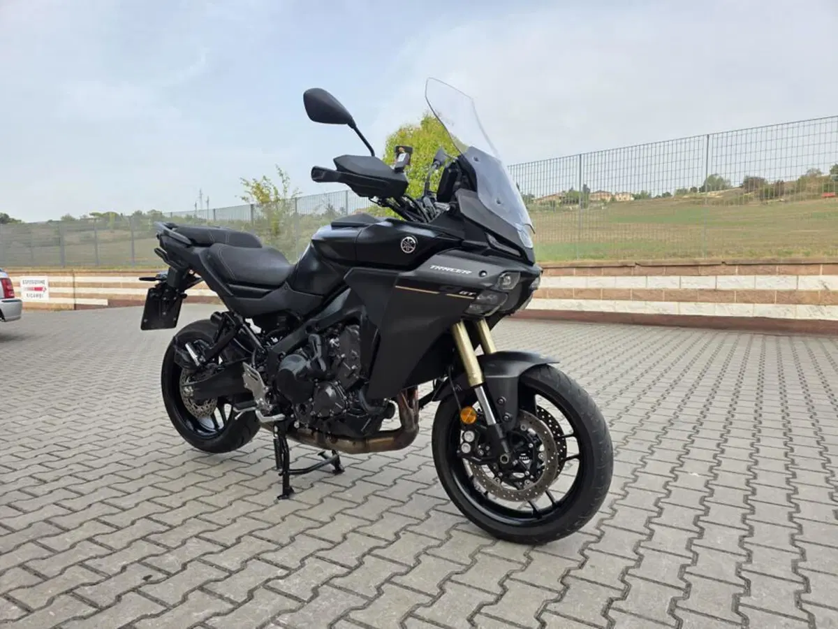 Yamaha Tracer 9 GT Y-AMT (2025 - 26) (2)