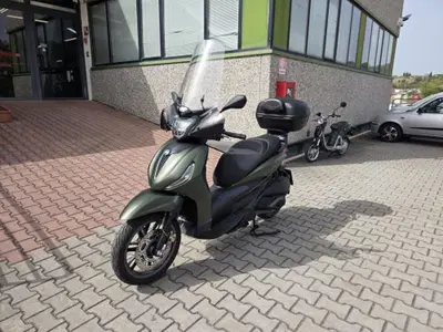 Piaggio Beverly 300 S ABS-ASR (2021 - 25) usata