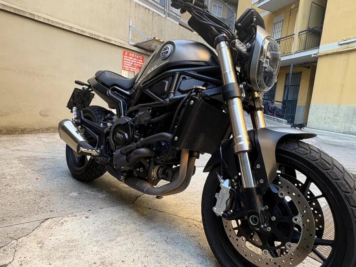 Benelli Leoncino 800 (2022 - 26) (7)
