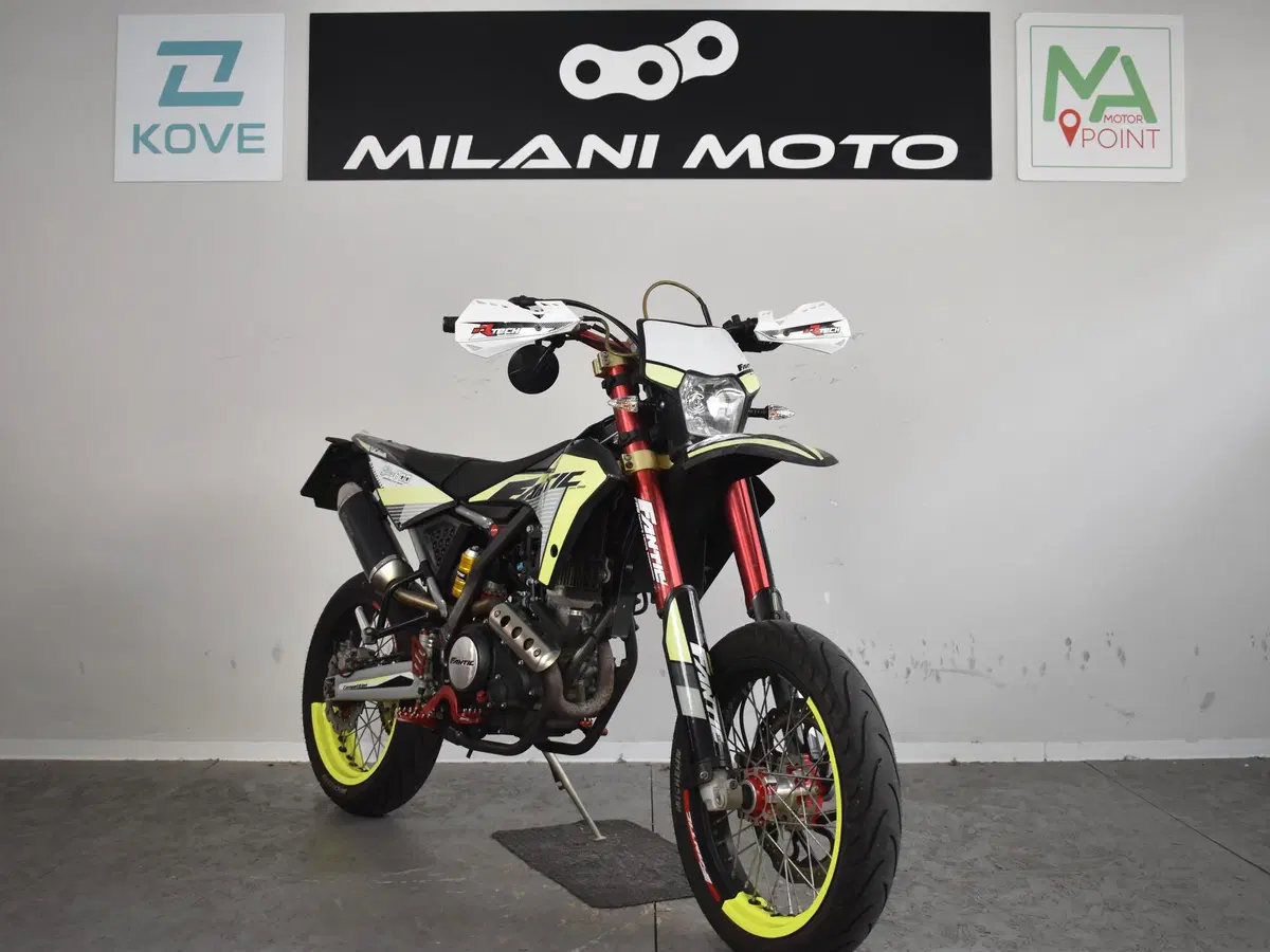 Fantic Motor XMF 125 Motard Competition 4t (2021 - 22) (2)