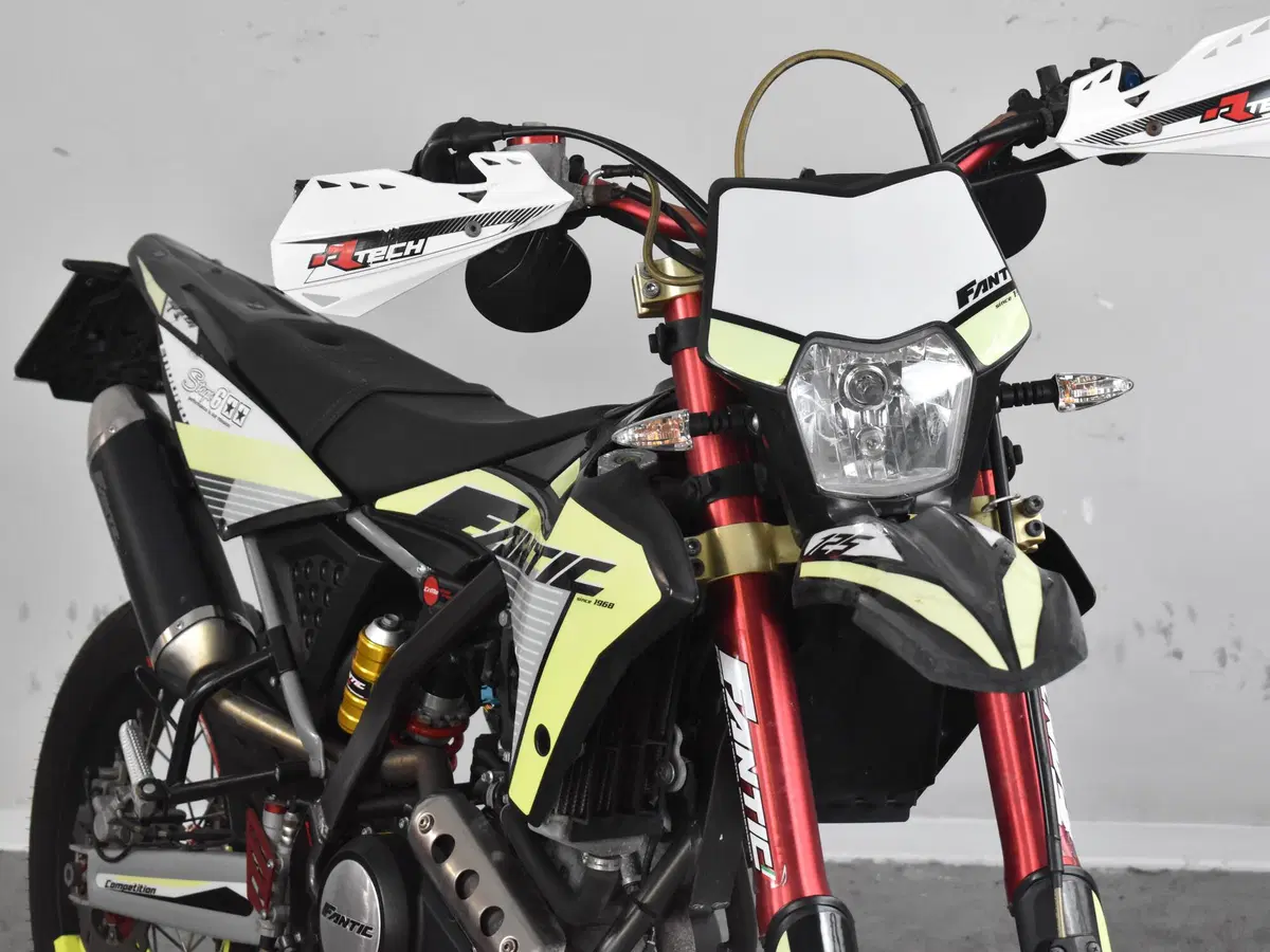 Fantic Motor XMF 125 Motard Competition 4t (2021 - 22) (11)