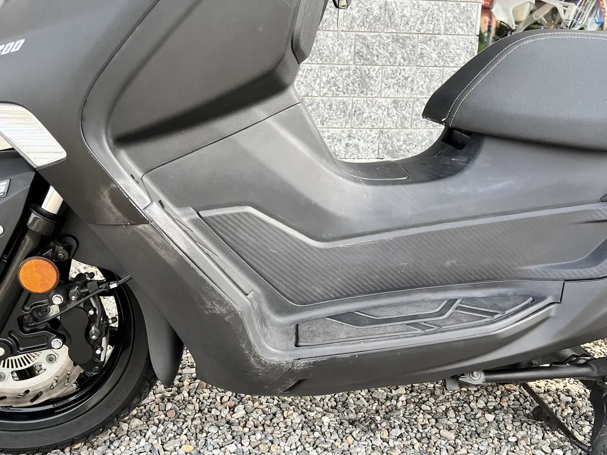 Sym Joymax 300 Z+ (2021 - 24) (8)