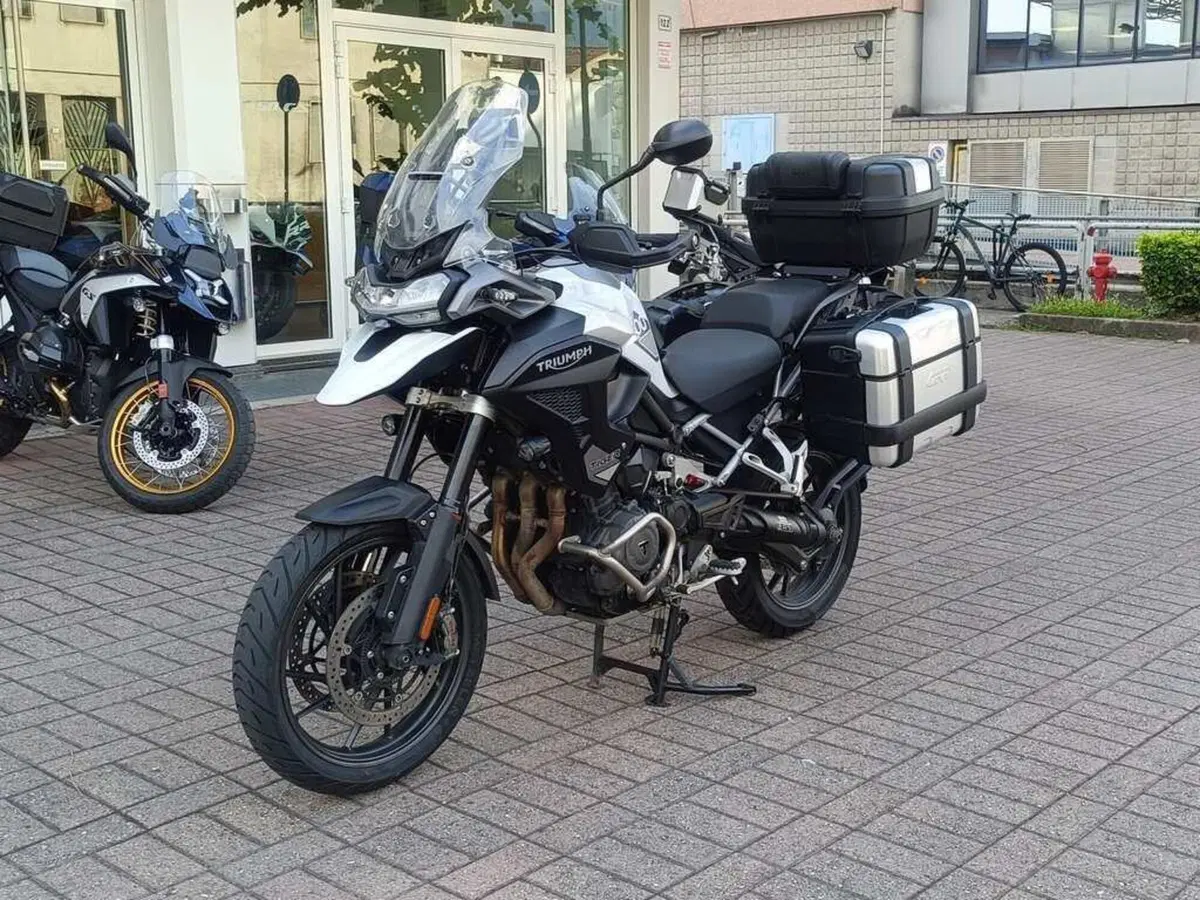 Triumph Tiger 1200 GT Pro (2022 - 23) (2)