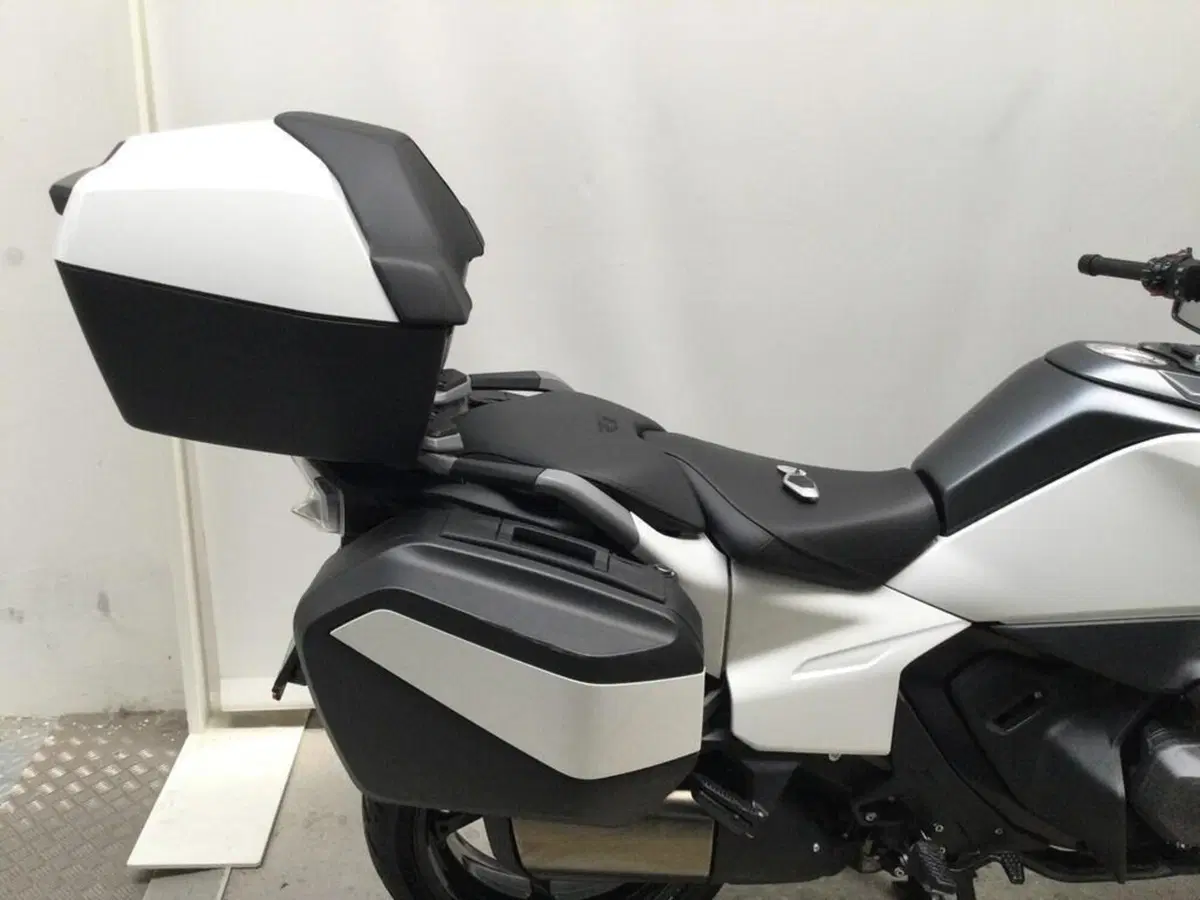Bmw R 1300 RT (2026) (5)