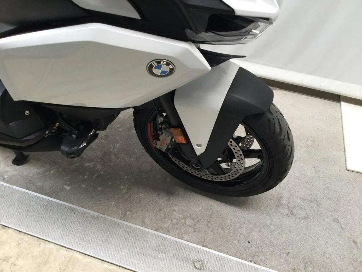 Bmw R 1300 RT (2026) (2)