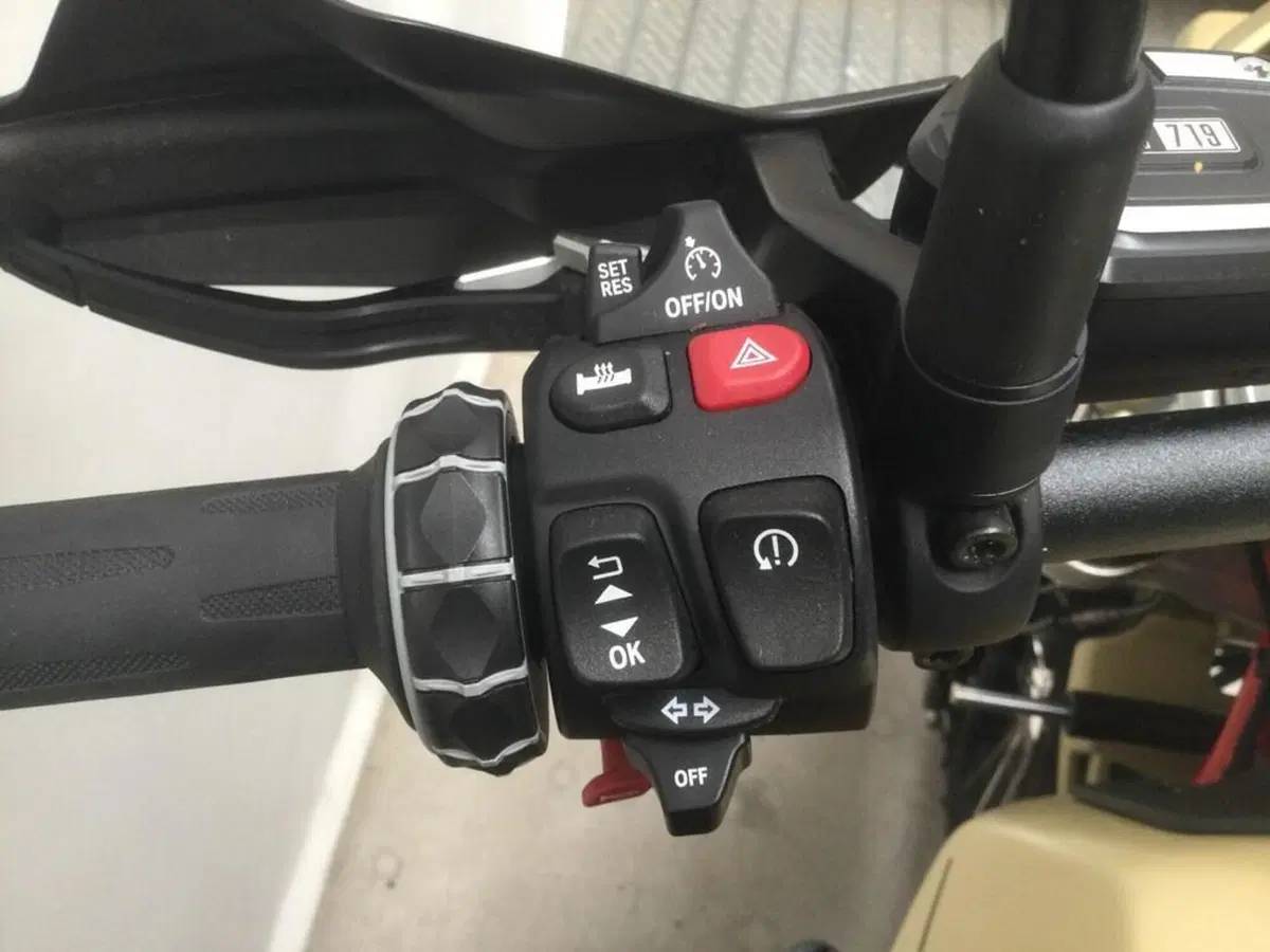 Bmw R 12 G/S (2026 - 27) (13)