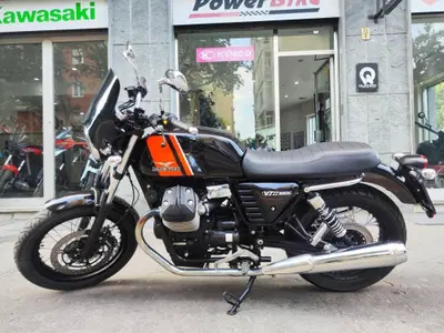 Moto Guzzi V7 II Special (2015 - 17) usata