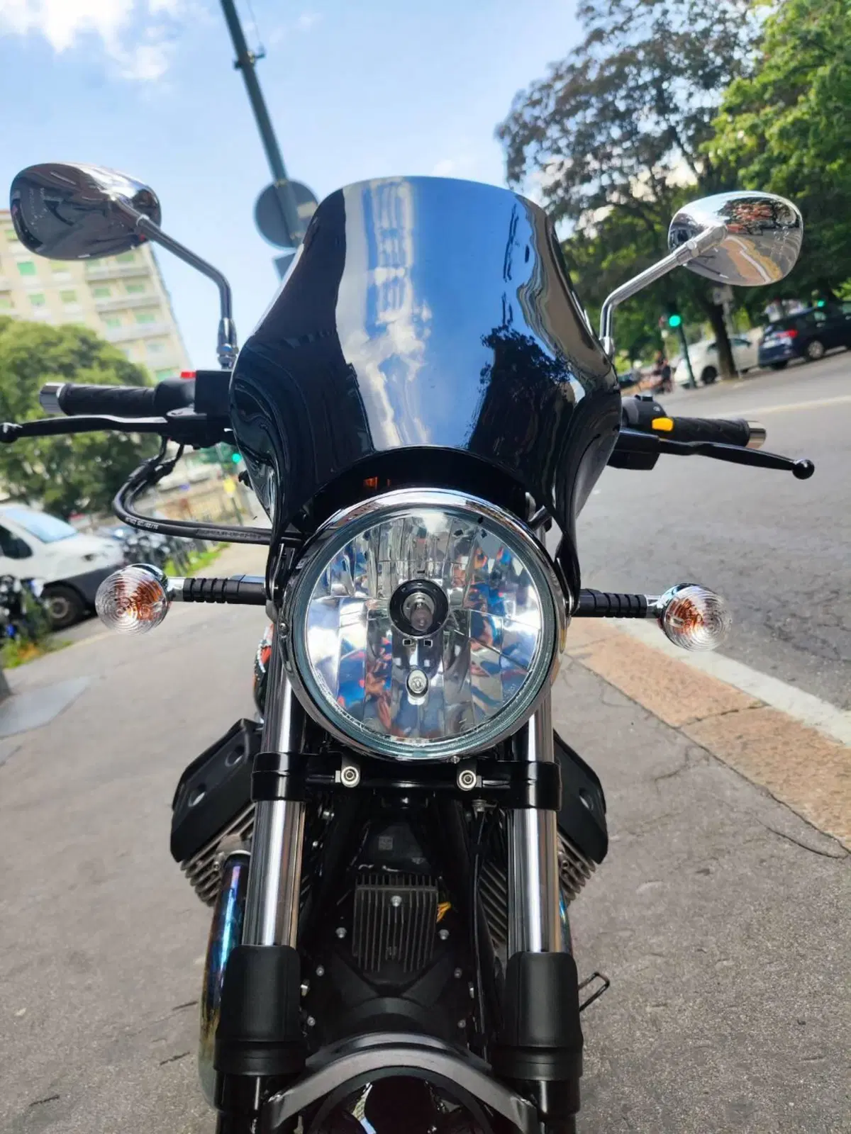 Moto Guzzi V7 II Special (2015 - 17) (11)