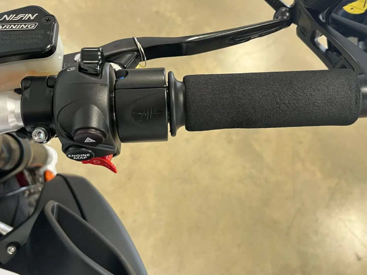 MV Agusta Dragster 800 (2014 - 19) (15)