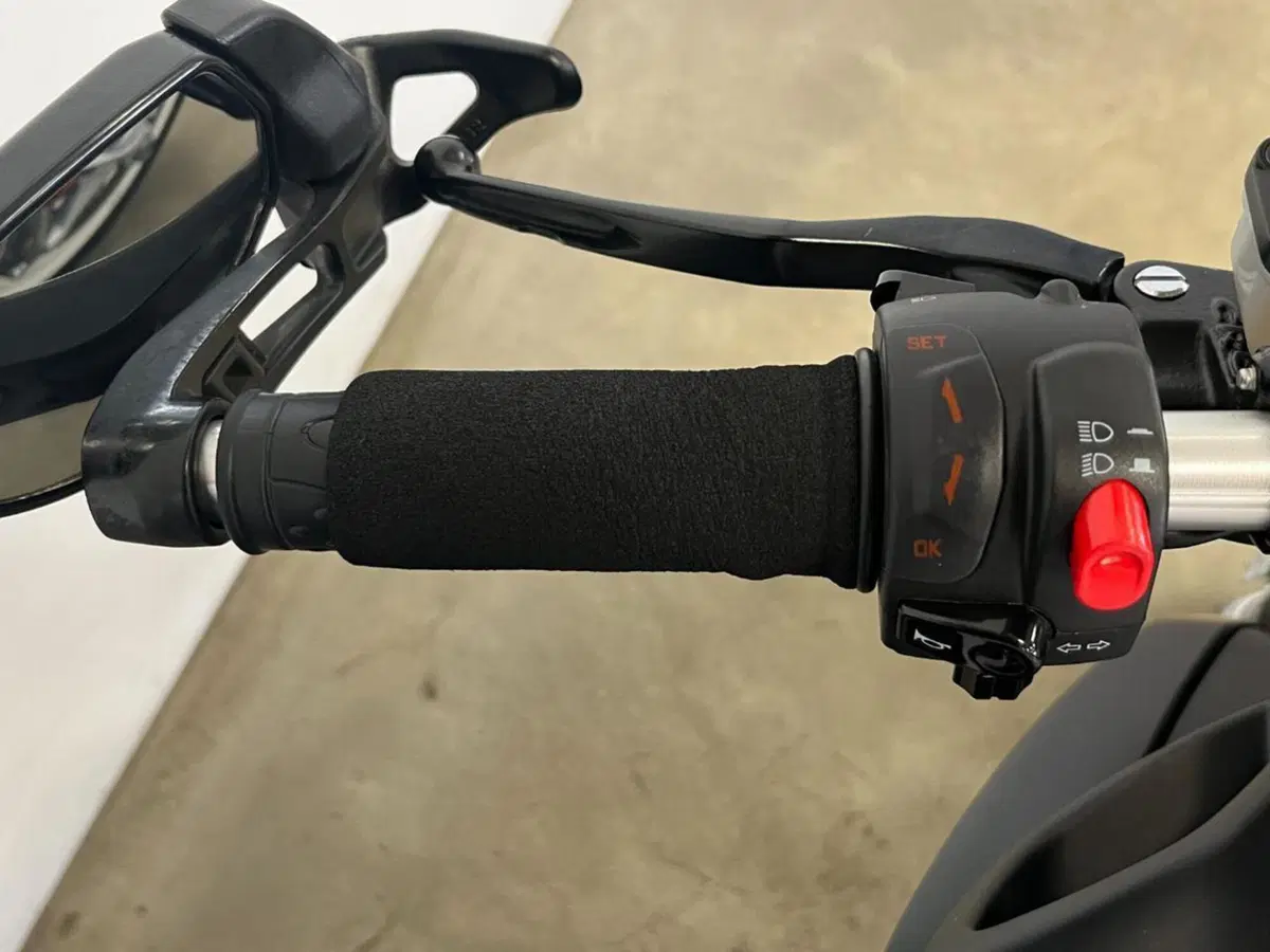 MV Agusta Dragster 800 (2014 - 19) (16)
