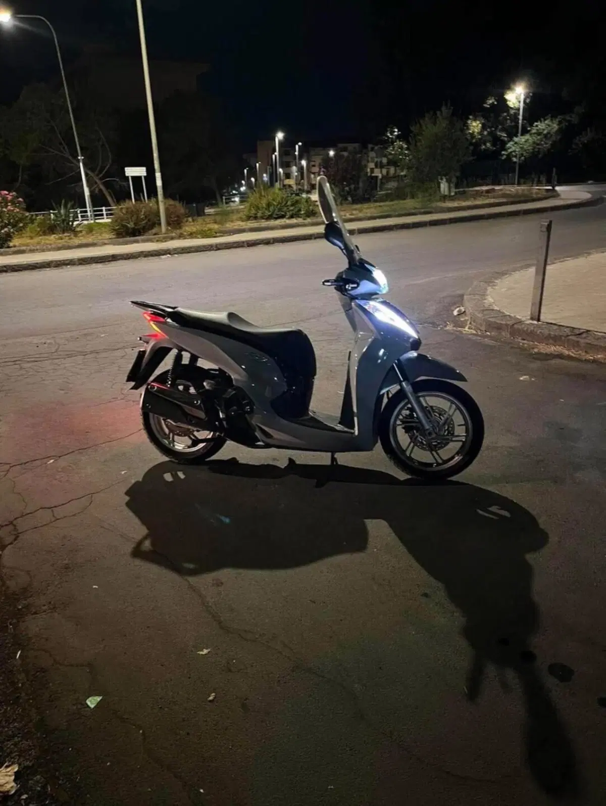 Honda SH 300 i Sport ABS (2018 - 20) (3)
