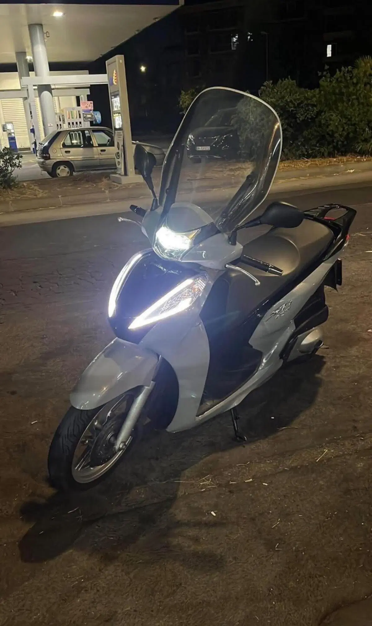 Honda SH 300 i Sport ABS (2018 - 20) (4)