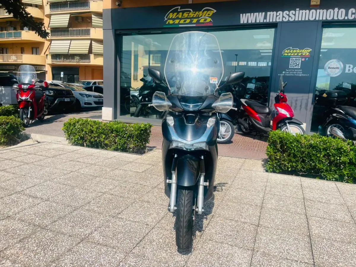 Honda SH 150i (2020 - 23) (6)