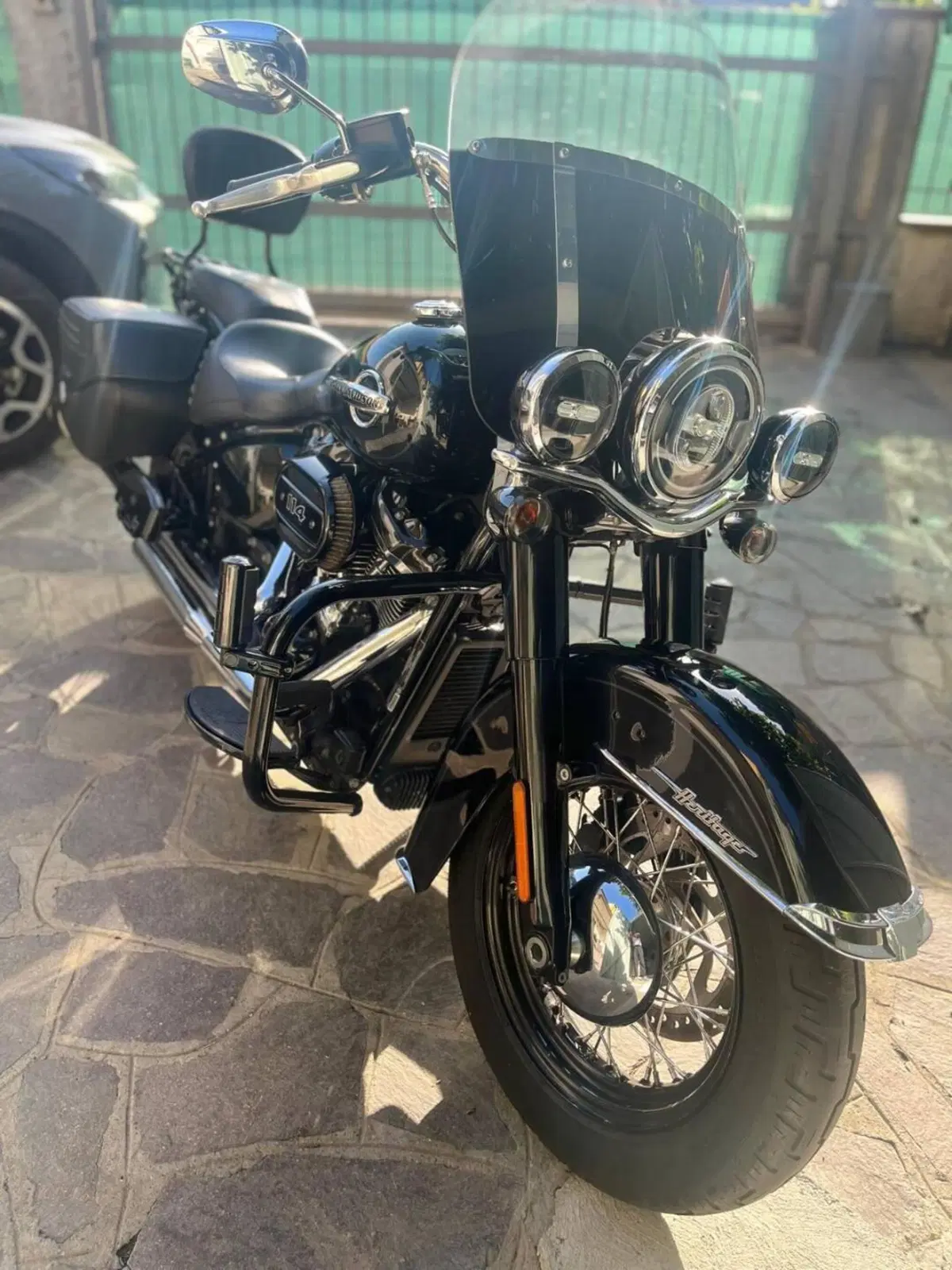 Harley-Davidson 107 Heritage Classic (2018 - 19) - FLHC (6)