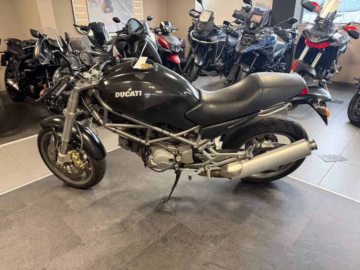 Ducati Monster 620 (2003 - 06) (4)